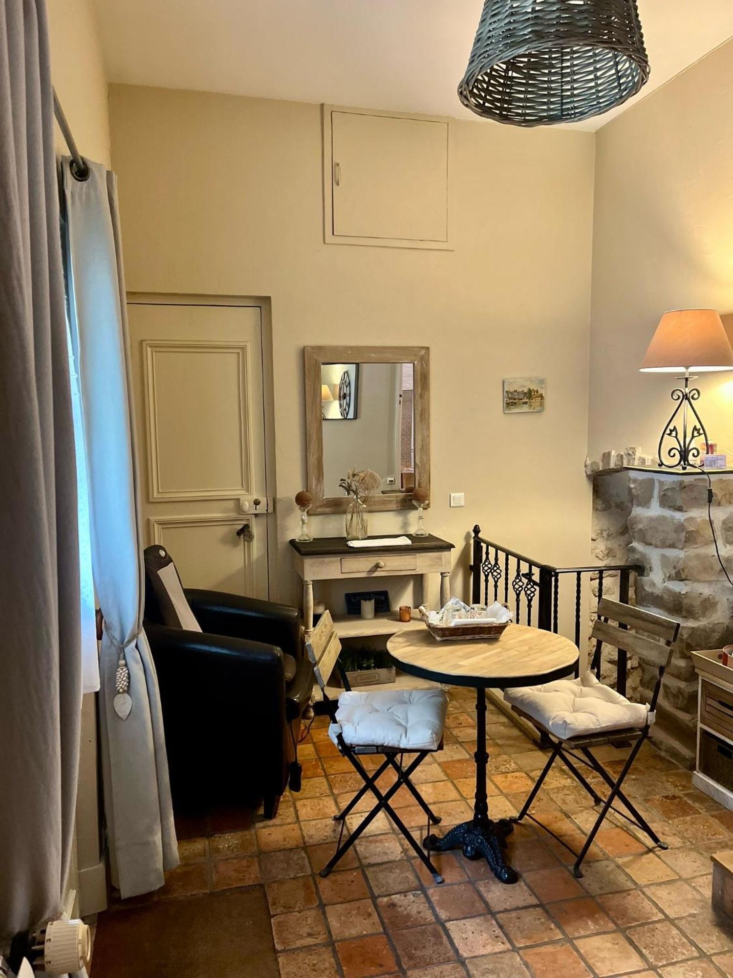 Suite Dans Longere Villabe ภายนอก รูปภาพ